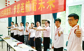 熱情洋溢的學習小組.jpg 熱情洋溢的學習小組.jpg